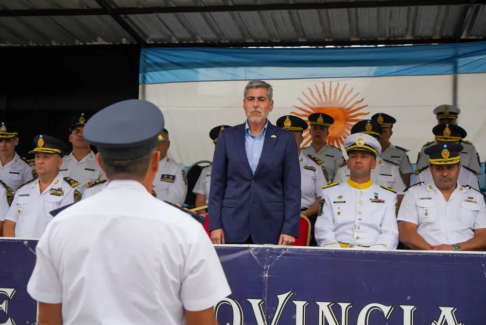 quinteros policia acto